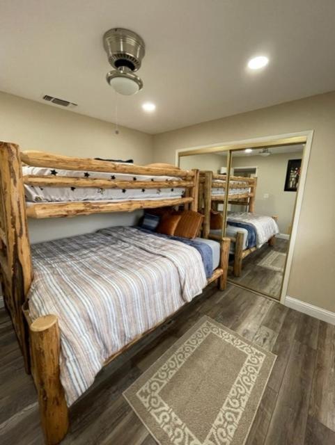 Beautiful 3 Bedroom Home Located Near Yosemite Oakhurst Exterior foto