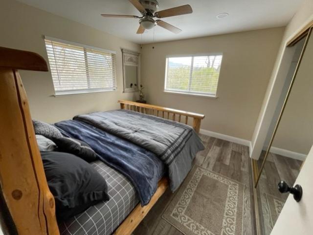 Beautiful 3 Bedroom Home Located Near Yosemite Oakhurst Exterior foto